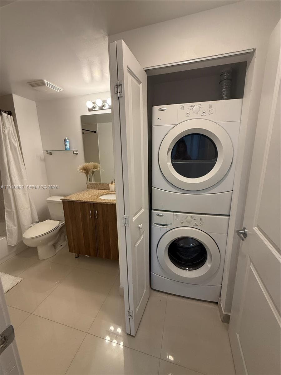 601 NE 23rd St # 901, Miami FL 33137 — 3
