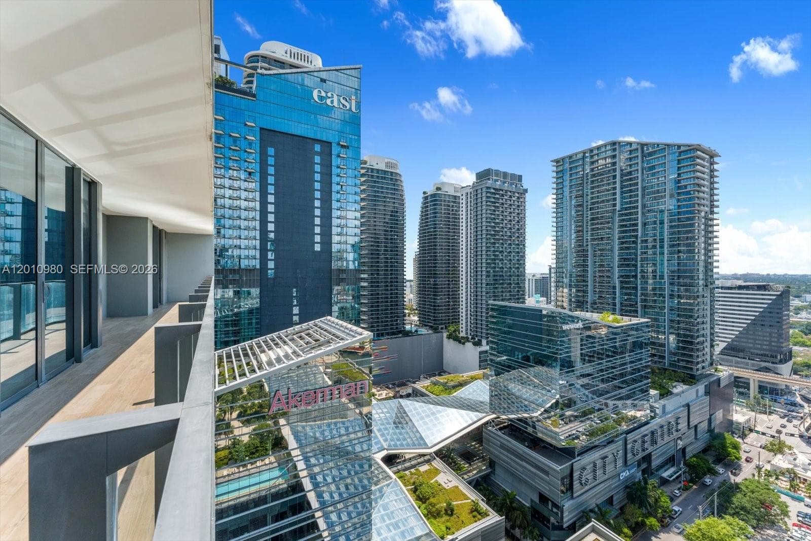 68 SE 6th St # 2304, Miami FL 33131 — 21