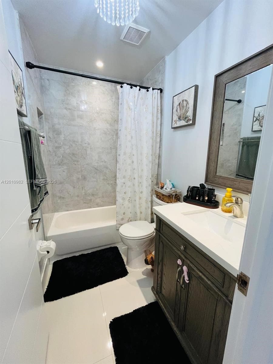 7817 W 36th Ave # 204, Hialeah FL 33018 — 6