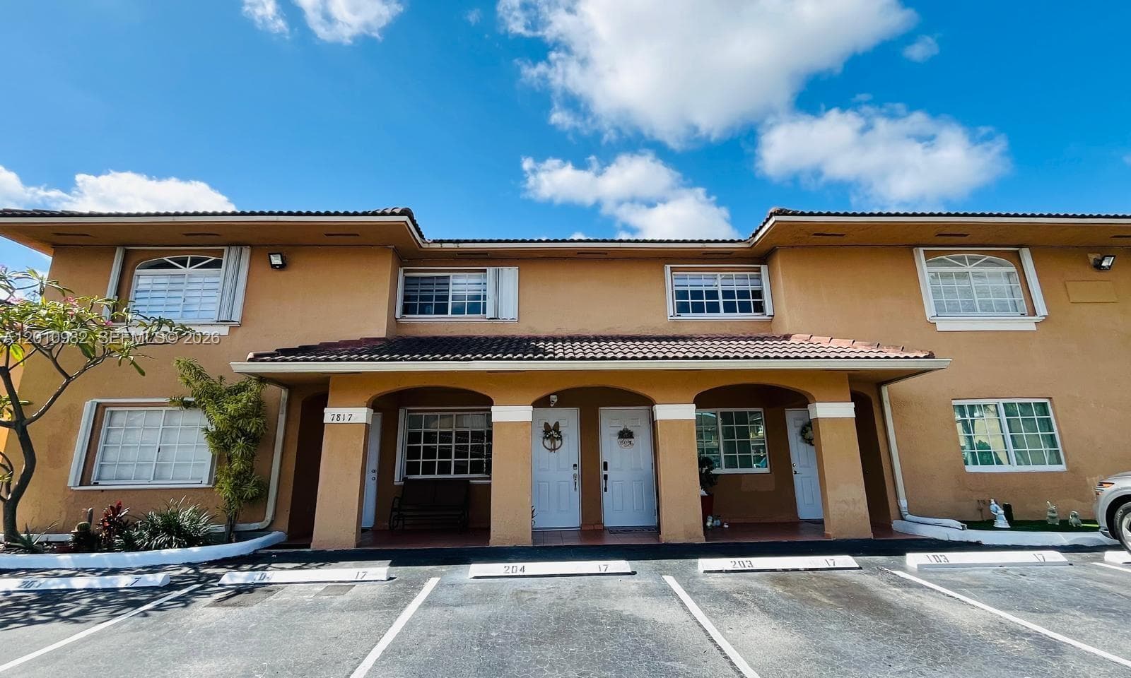 7817 W 36th Ave # 204, Hialeah FL 33018 — 1