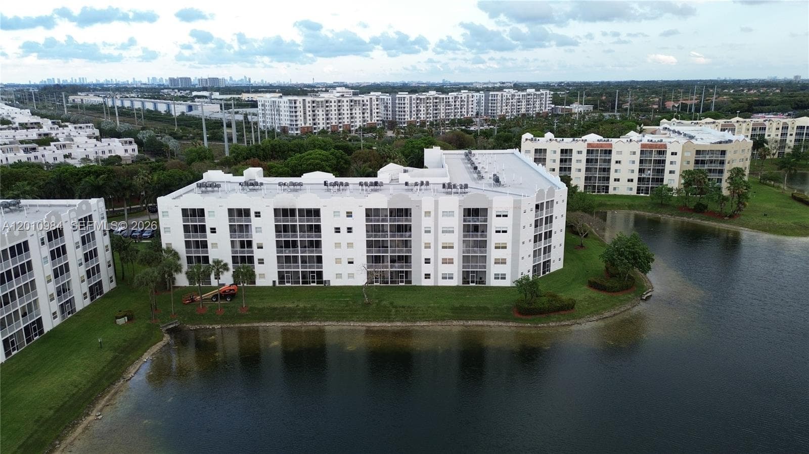 10730 NW 66th St # 313, Doral FL 33178 — 66