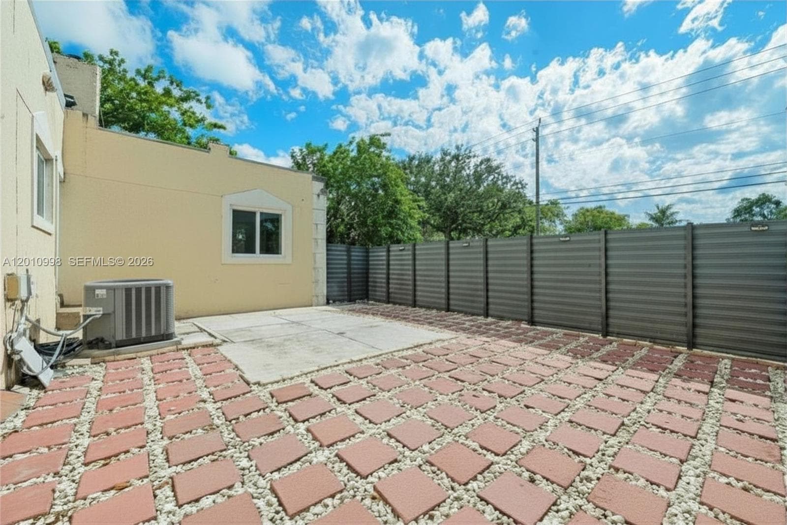 1199 NW 121st St, North Miami FL 33168 — 21