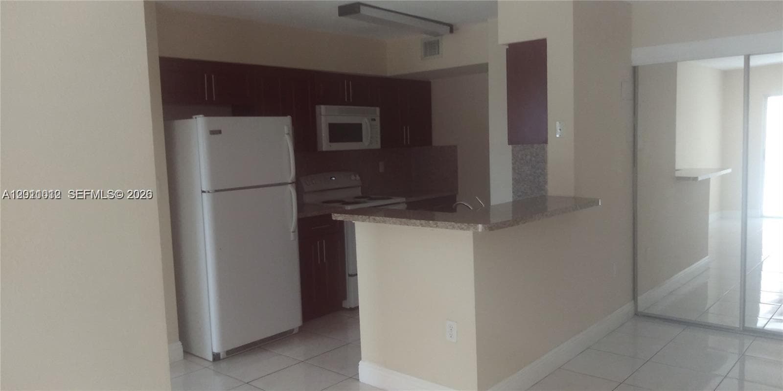 Kendall Lake Towers Condo, Miami, FL — 8