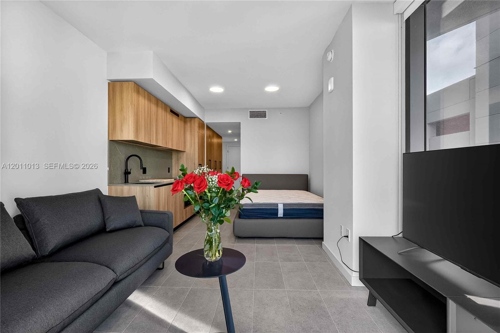 121 NE 5 St # 901A, Miami FL 33132 — 15