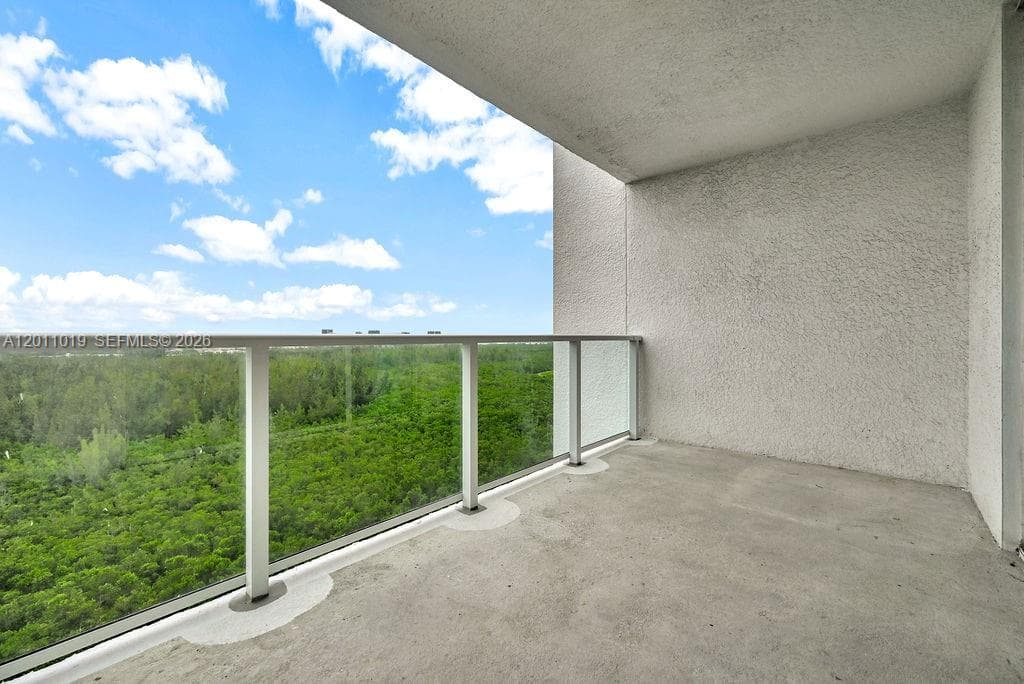 15051 Royal Oaks Ln # 1605, North Miami FL 33181 — 23
