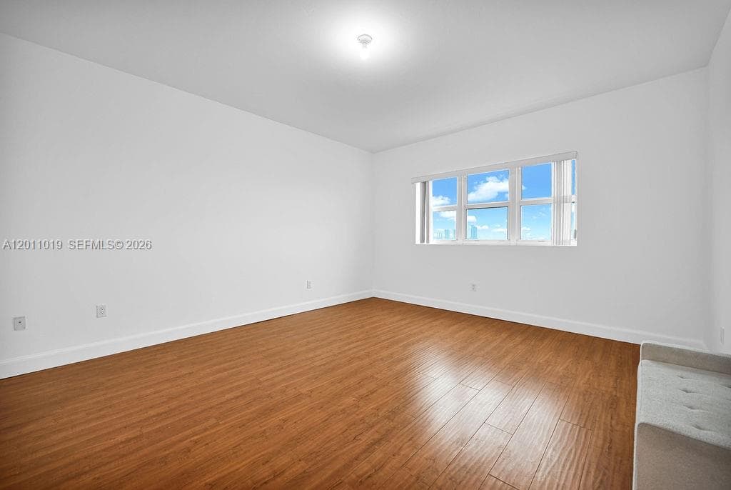 15051 Royal Oaks Ln # 1605, North Miami FL 33181 — 10