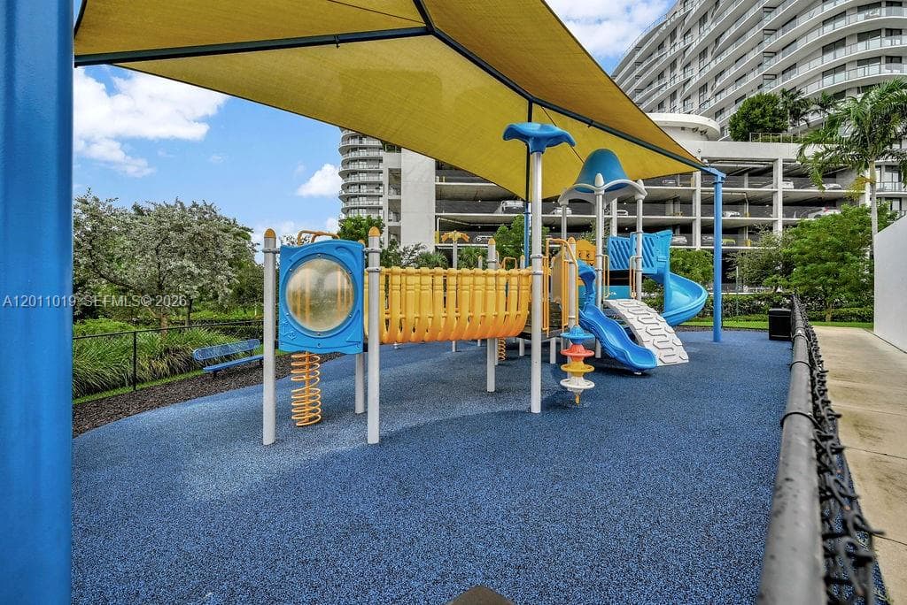15051 Royal Oaks Ln # 1605, North Miami FL 33181 — 29