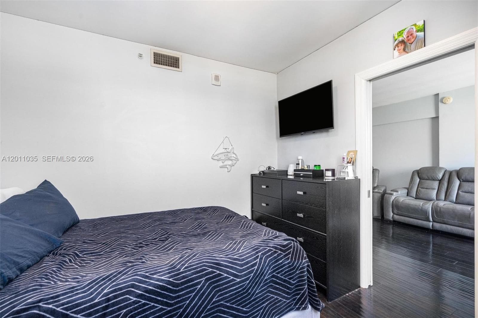 2829 Indian Creek Dr # 1209, Miami Beach FL 33140 — 17