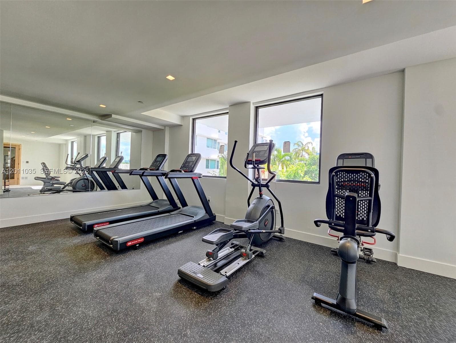 2829 Indian Creek Dr # 1209, Miami Beach FL 33140 — 36