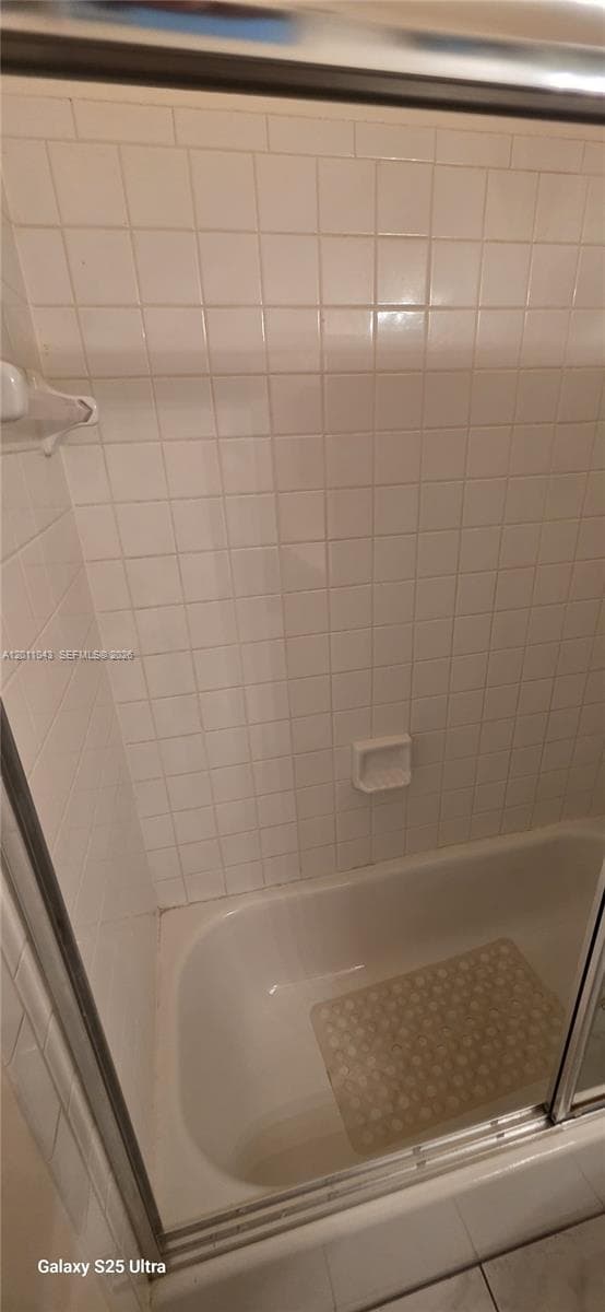 18516 NW 56th Ave, Miami Gardens FL 33055 — 32