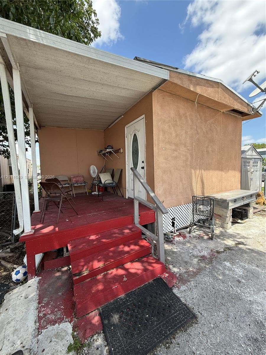 1495 SW 131st AVE, Miami FL 33184 — 26
