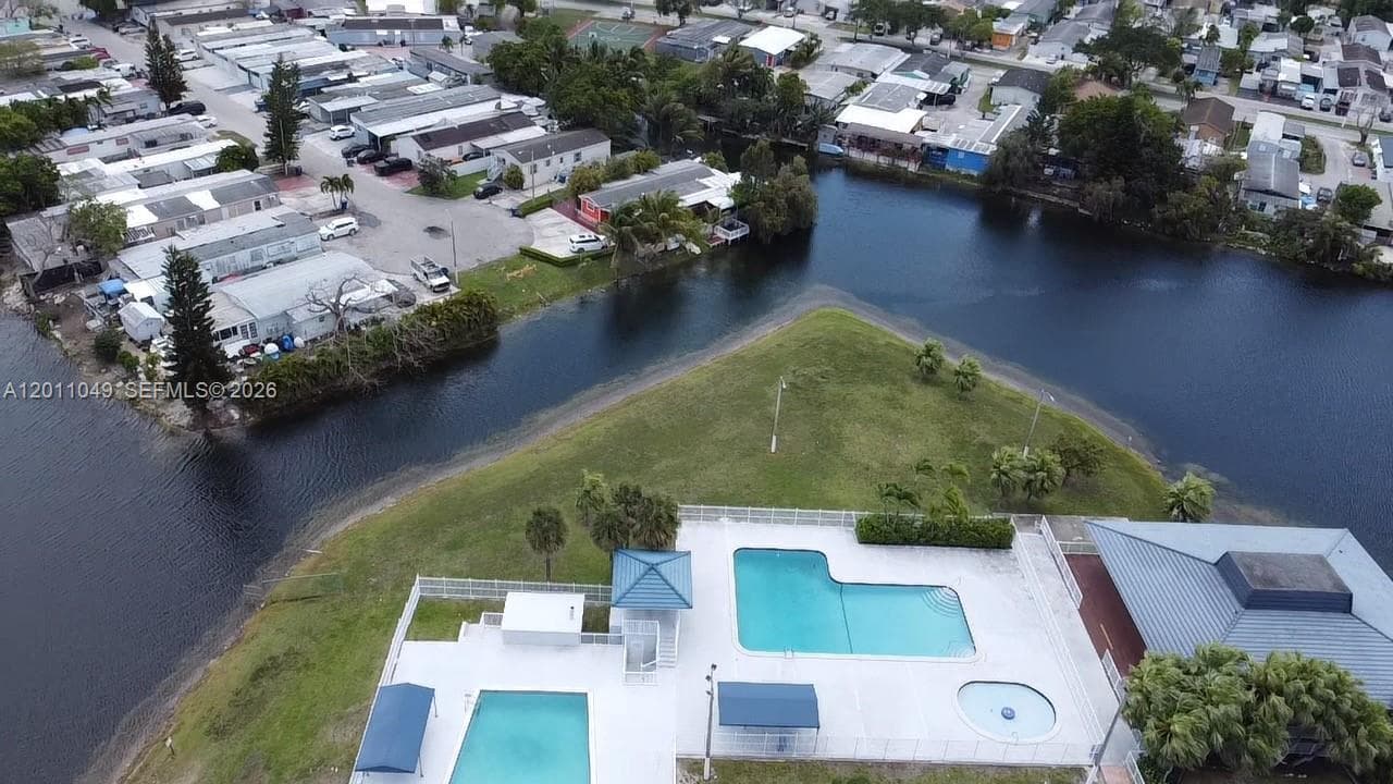 1495 SW 131st AVE, Miami FL 33184 — 8