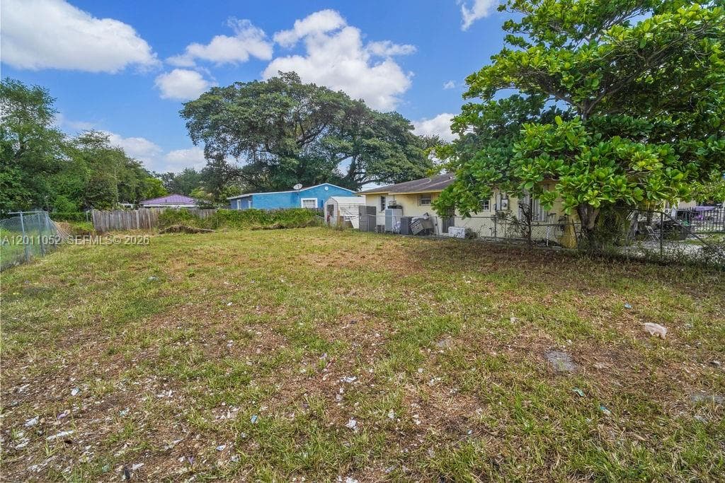 2455 NW 55th street, Miami FL 33142 — 1