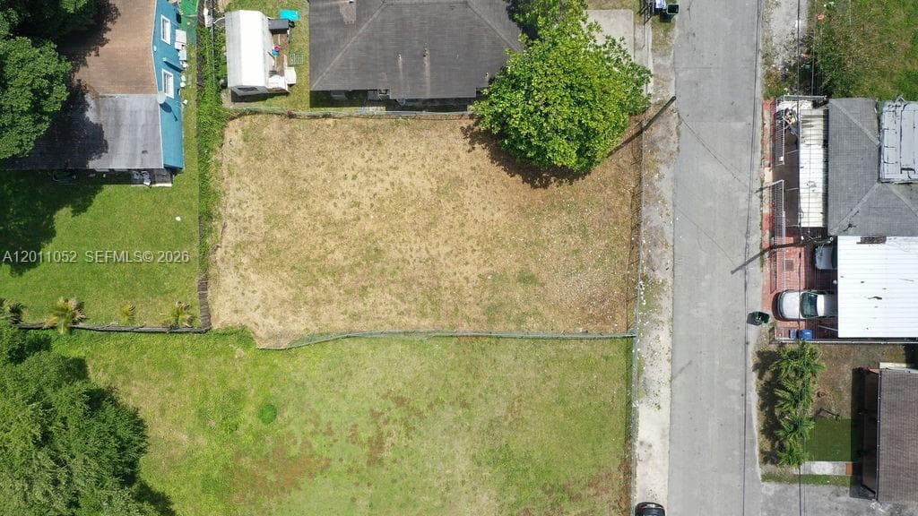 2455 NW 55th street, Miami FL 33142 — 4