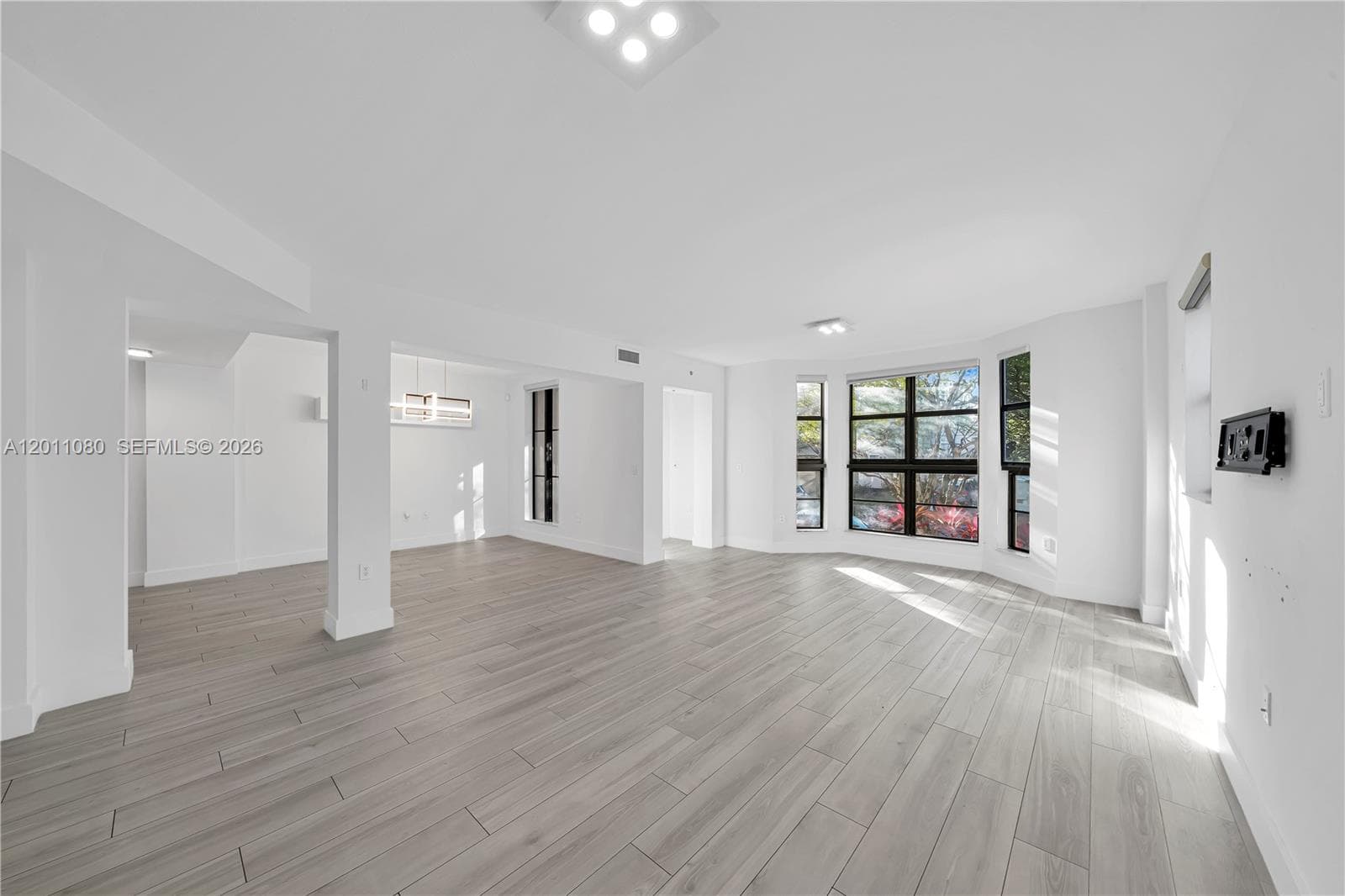 1650 Galiano St, Coral Gables FL 33134 — 7