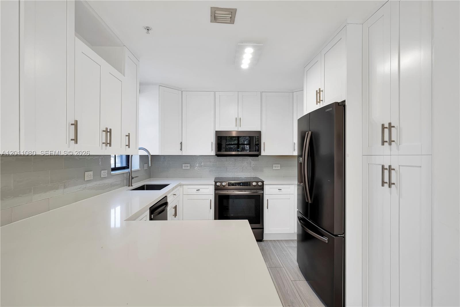 1650 Galiano St, Coral Gables FL 33134 — 8