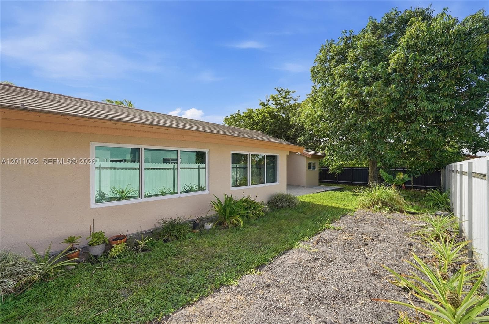 20102 NW 62nd Ave, Hialeah FL 33015 — 47