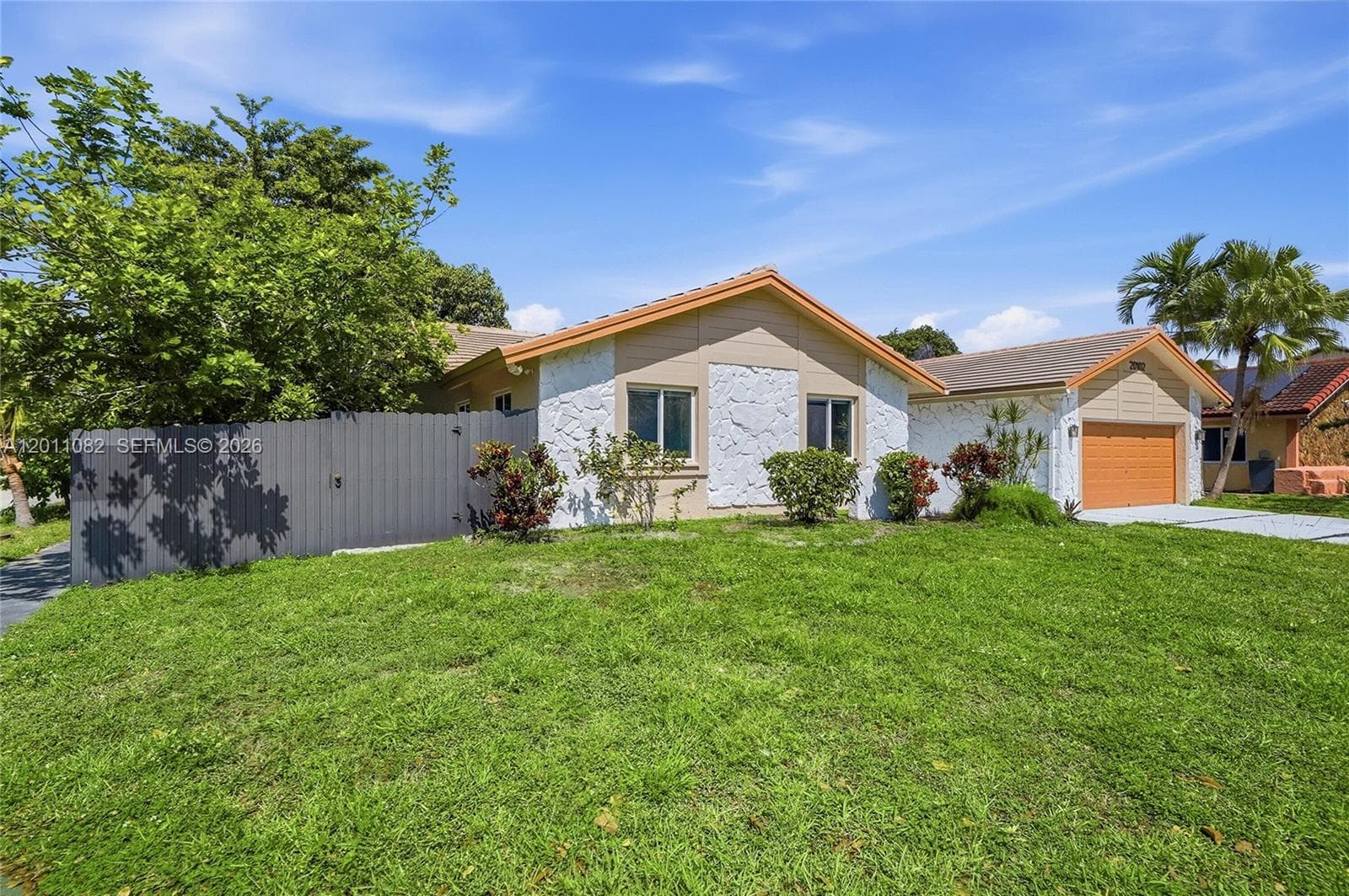 20102 NW 62nd Ave, Hialeah FL 33015 — 7