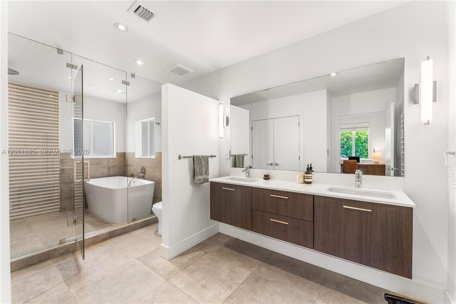 1531 Consolata Ave, Coral Gables FL 33146 — 26