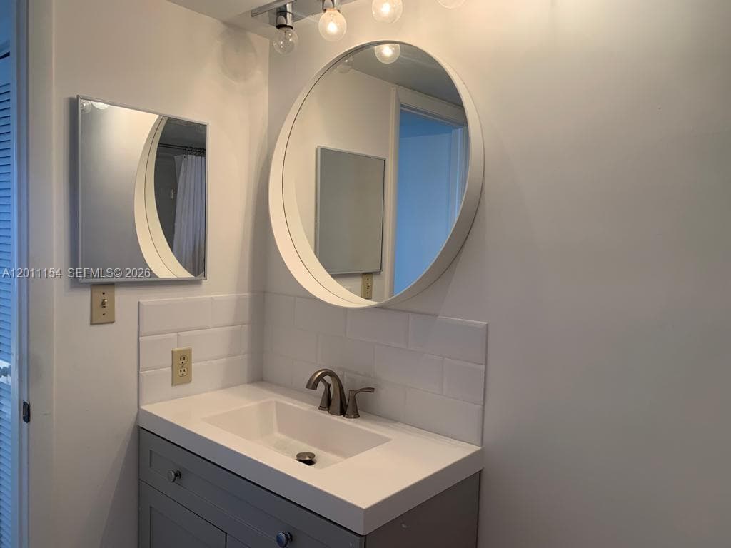780 NE 69th St # 506, Miami FL 33138 — 22