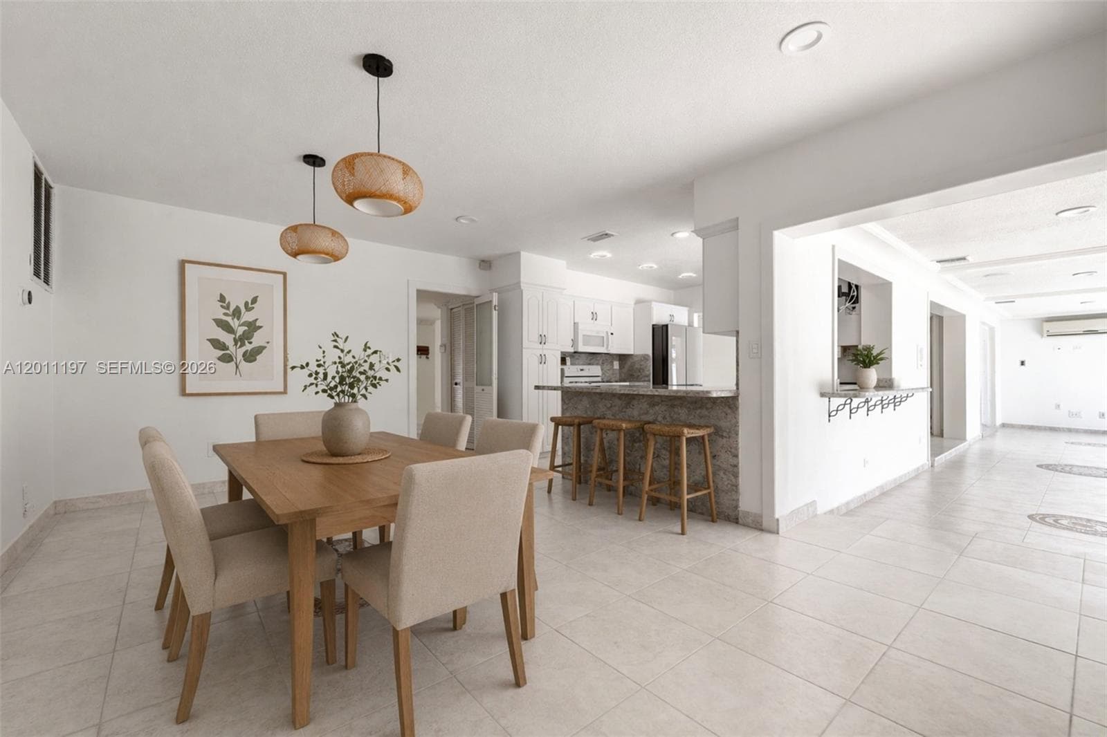7410 Loch Ness Dr, Miami Lakes FL 33014 — 27