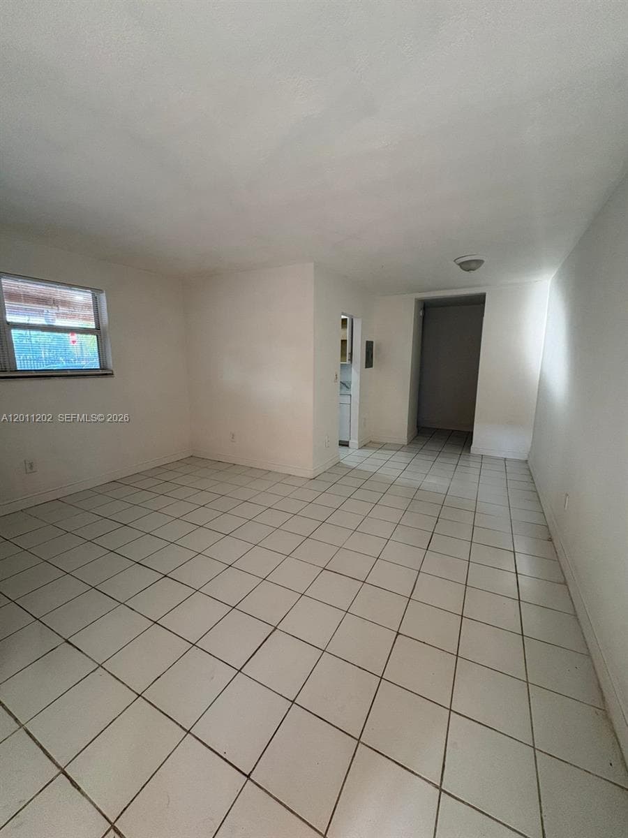 1590 NE 125th Ter # 1, North Miami FL 33161 — 1