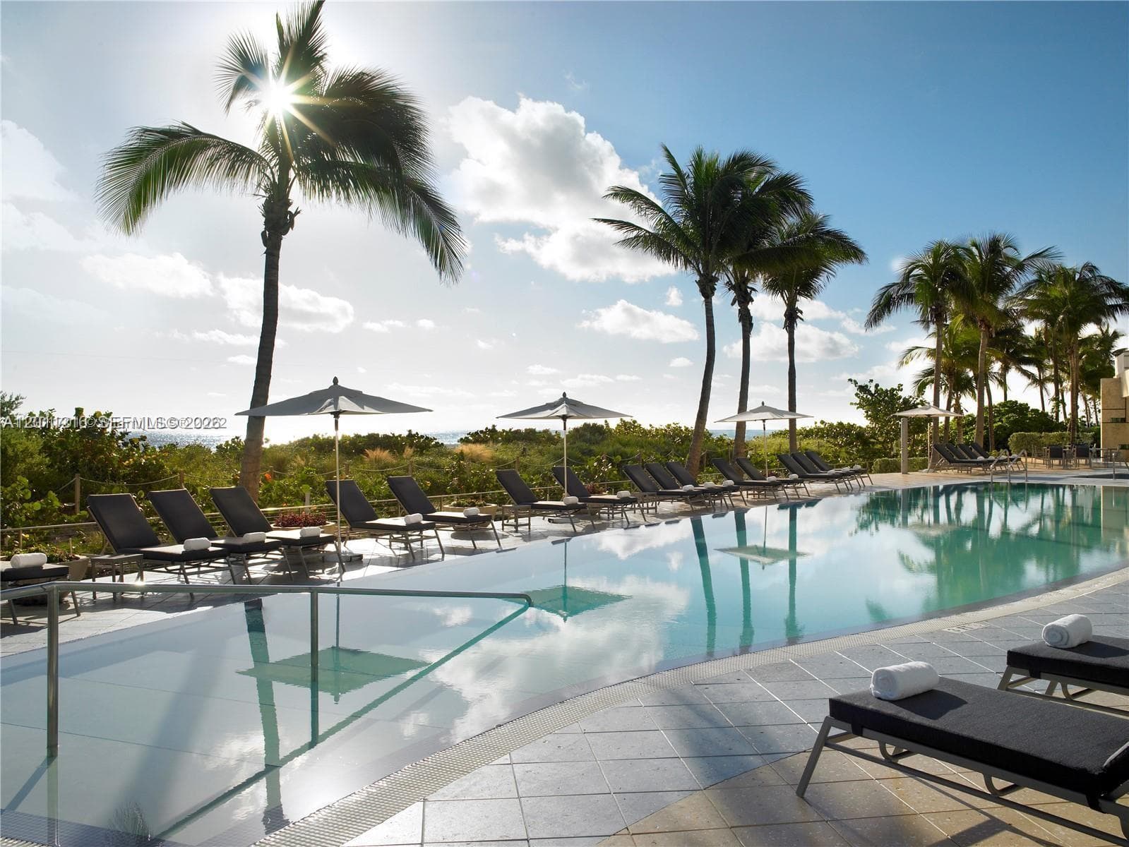 6801 Collins Ave # 1215, Miami Beach FL 33141 — 7