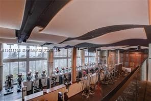 6801 Collins Ave # 1215, Miami Beach FL 33141 — 38
