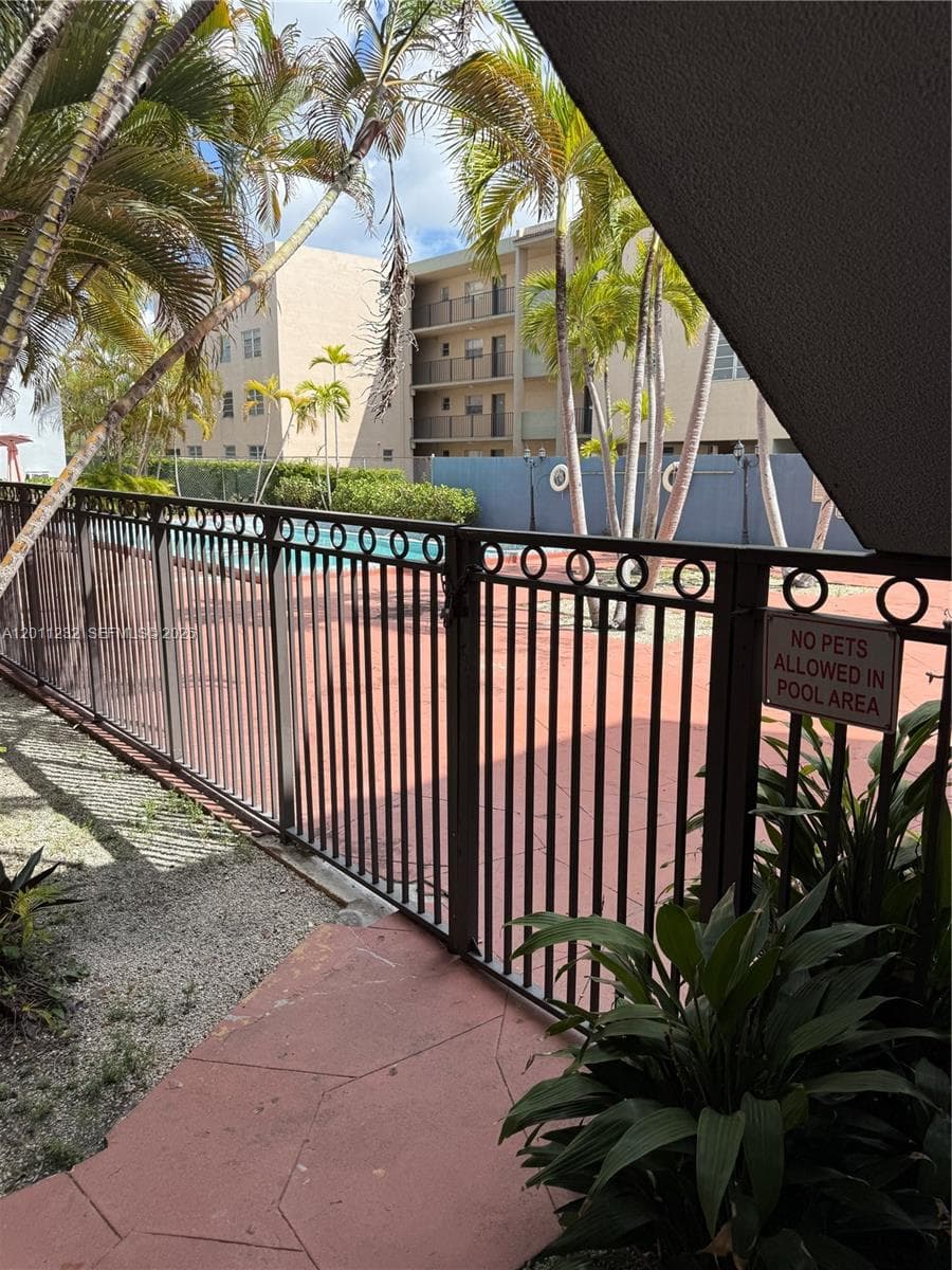 399 NW 72nd Ave # 209, Miami FL 33126 — 22