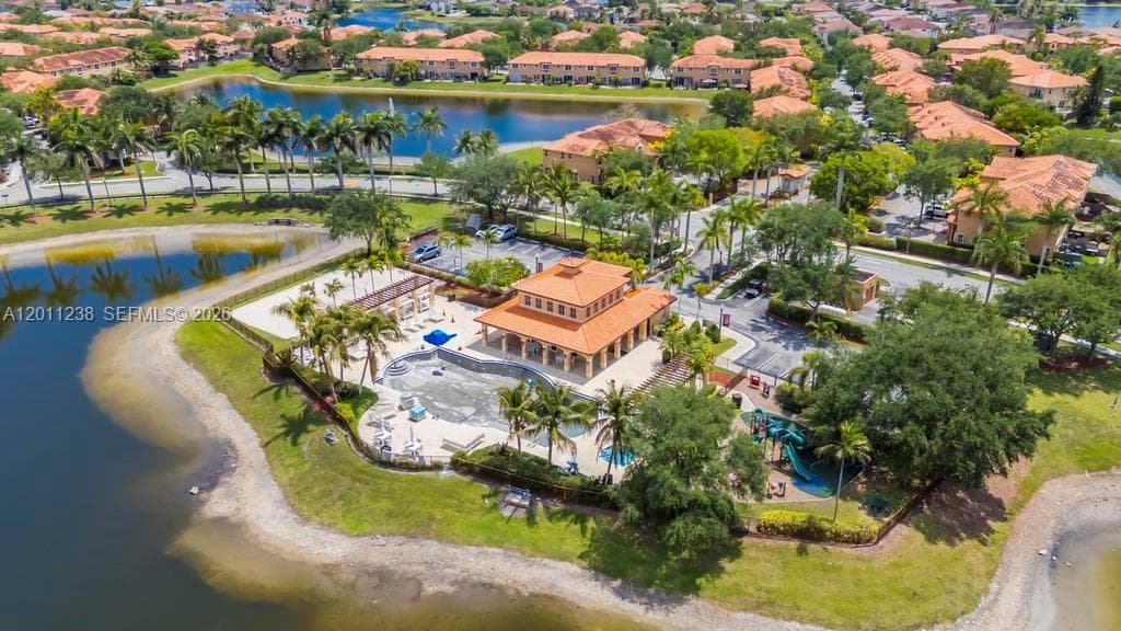 15213 SW 30th Ter, Miami FL 33185 — 32