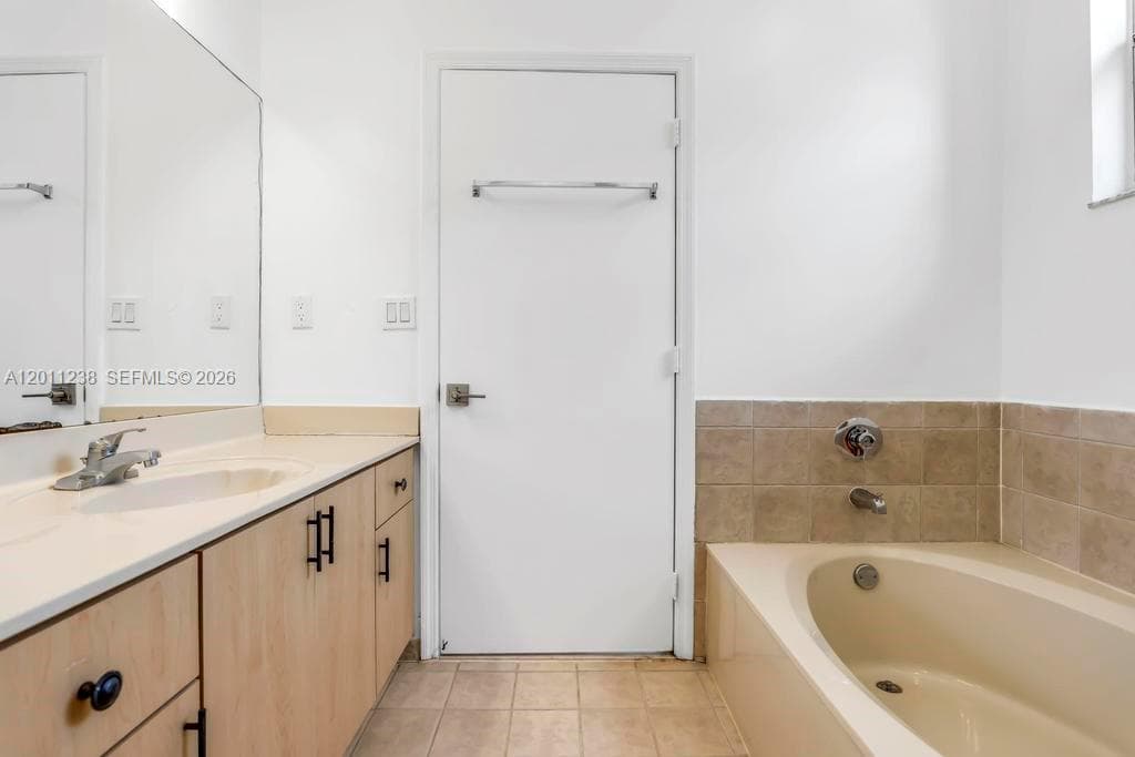 15213 SW 30th Ter, Miami FL 33185 — 9