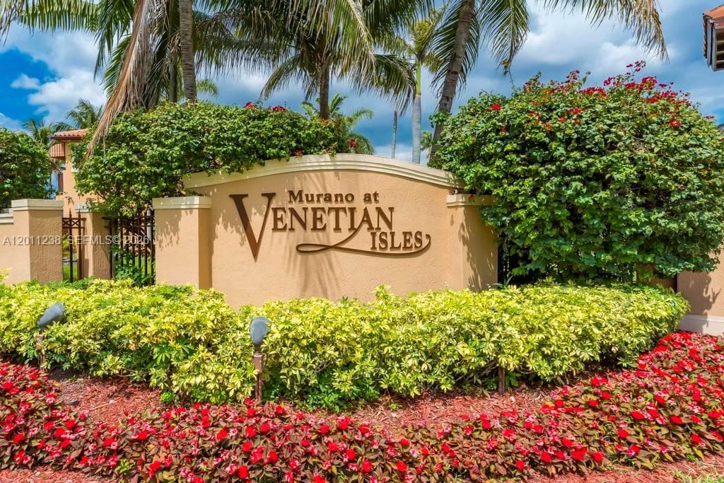15213 SW 30th Ter, Miami FL 33185 — 37