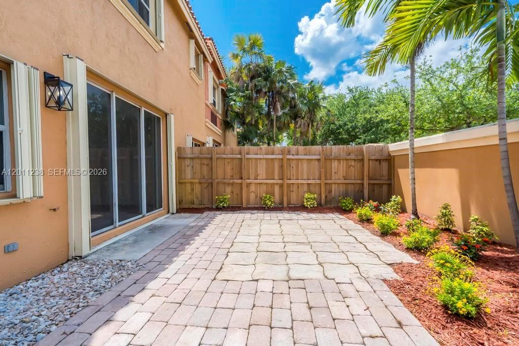15213 SW 30th Ter, Miami FL 33185 — 21