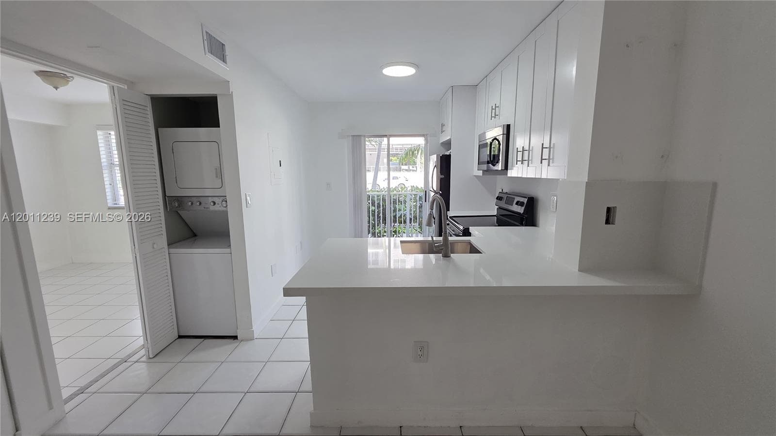 2575 SW 27th Ave # 105, Miami FL 33133 — 7