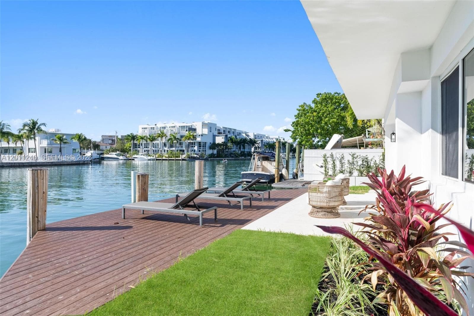 7286 Gary Ave, Miami Beach FL 33141 — 46