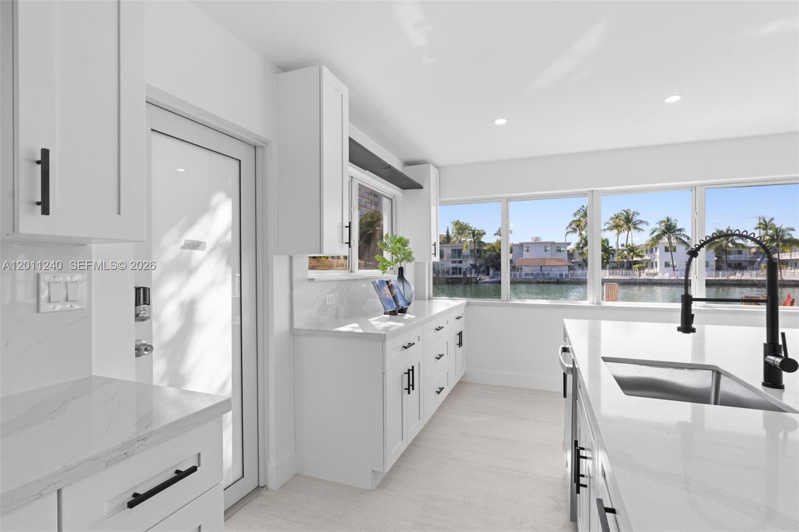 7286 Gary Ave, Miami Beach FL 33141 — 17