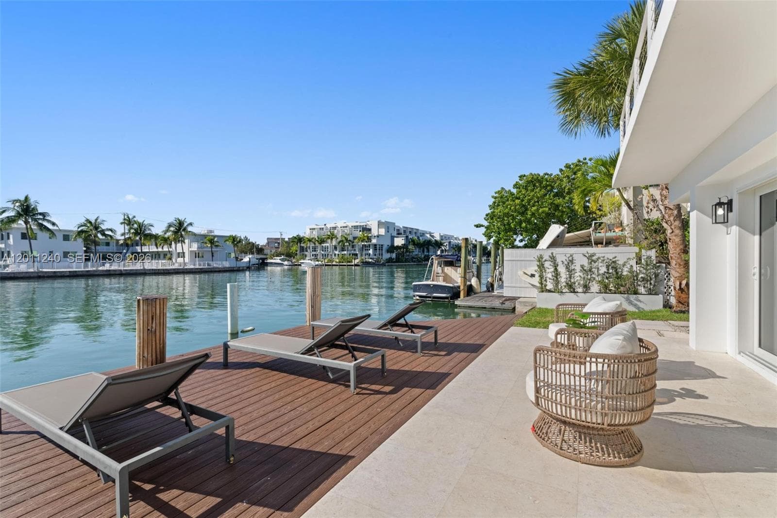 7286 Gary Ave, Miami Beach FL 33141 — 47