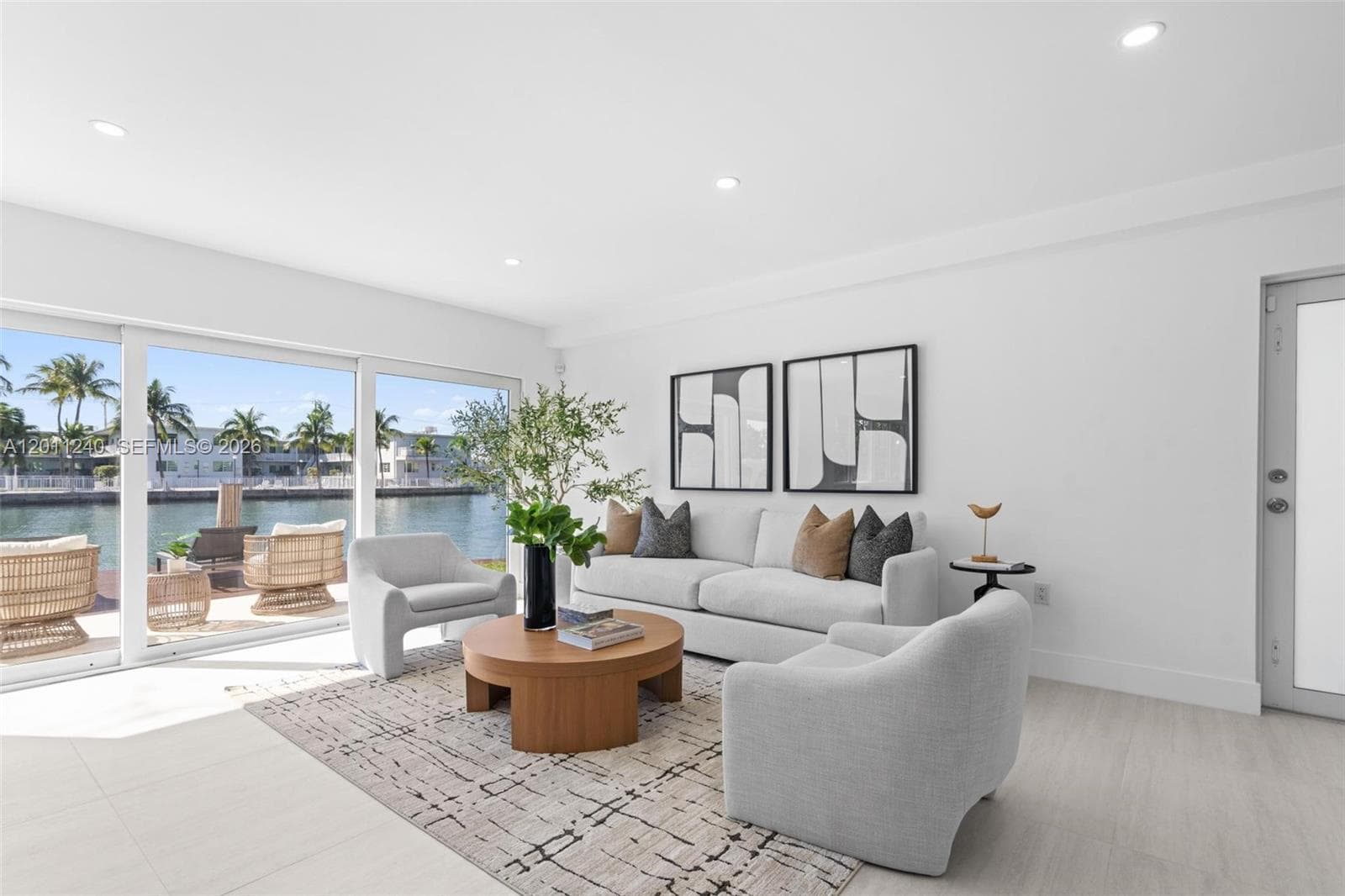 7286 Gary Ave, Miami Beach FL 33141 — 9