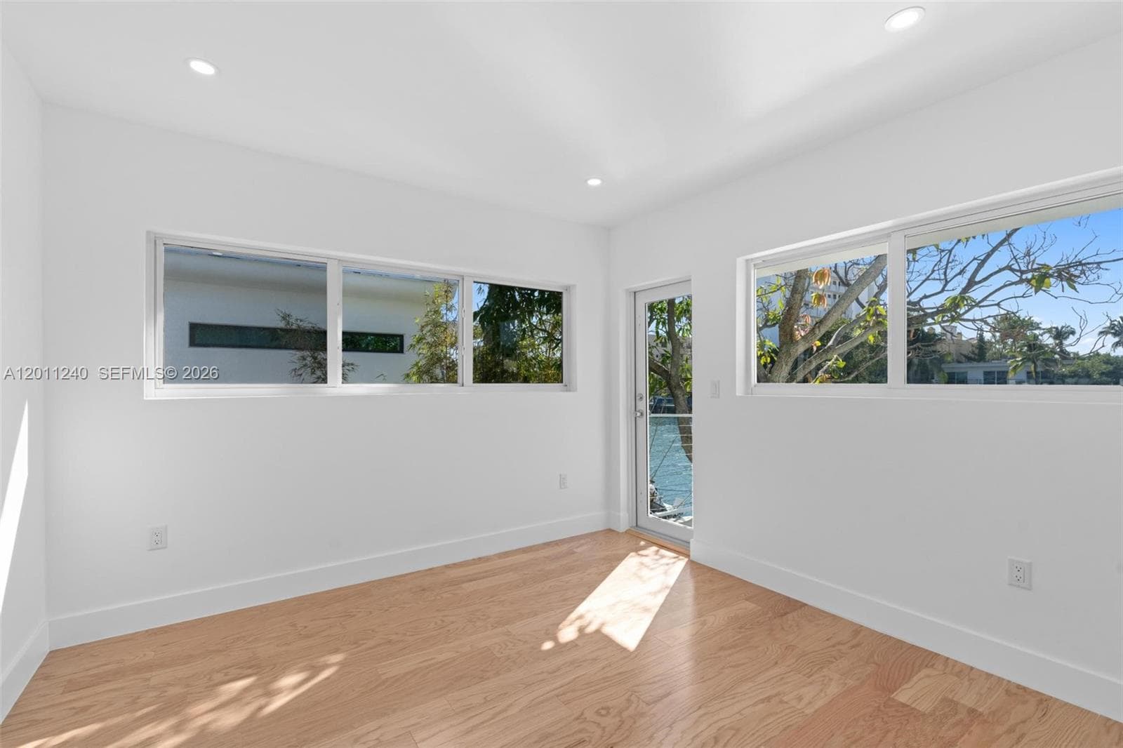 7286 Gary Ave, Miami Beach FL 33141 — 34