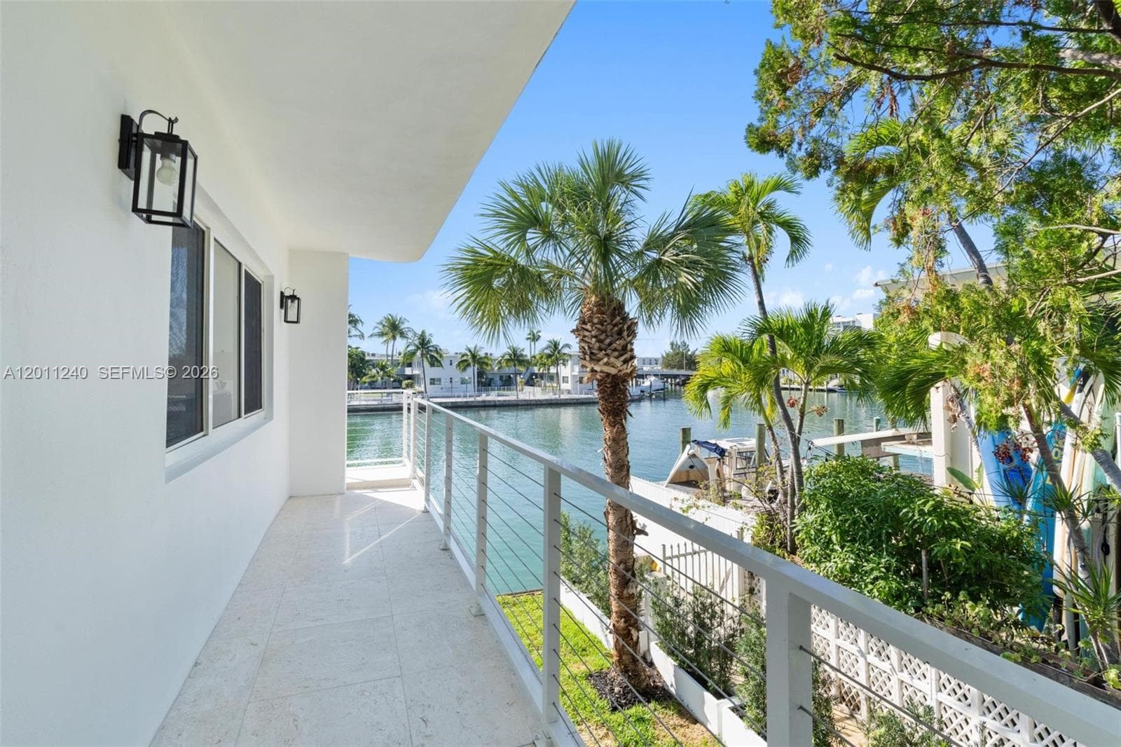 7286 Gary Ave, Miami Beach FL 33141 — 40