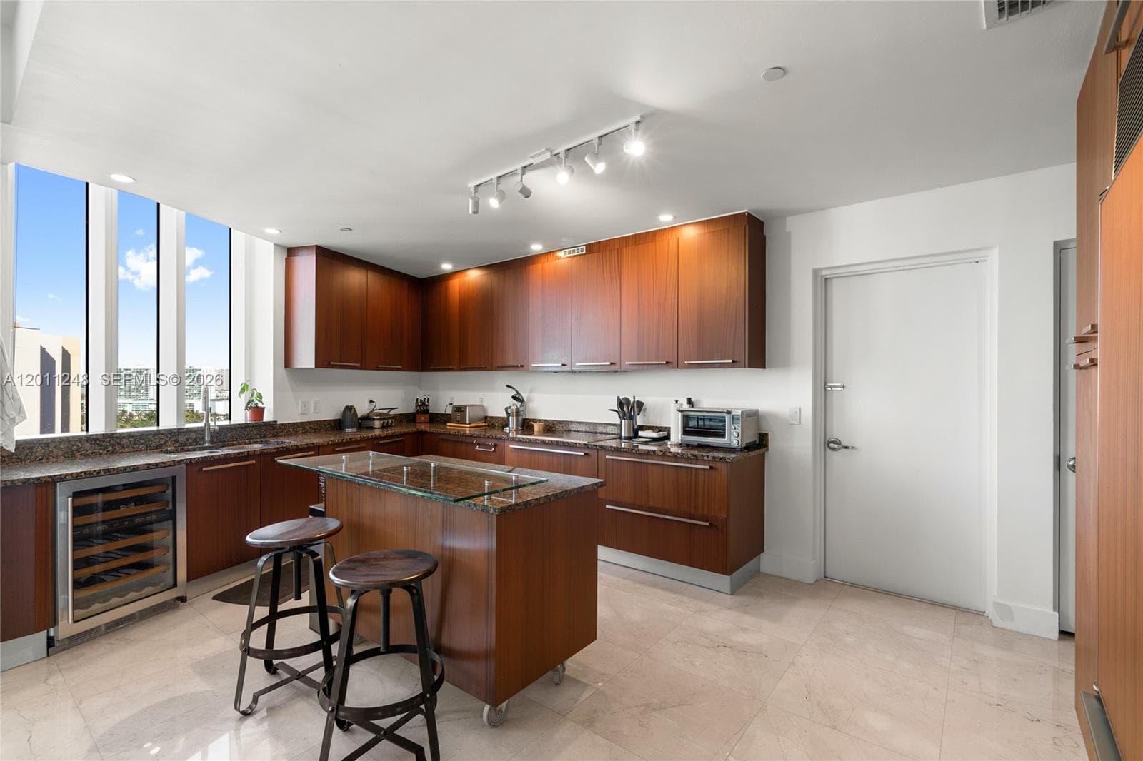 15901 Collins Ave # 1206, Sunny Isles Beach FL 33160 — 22
