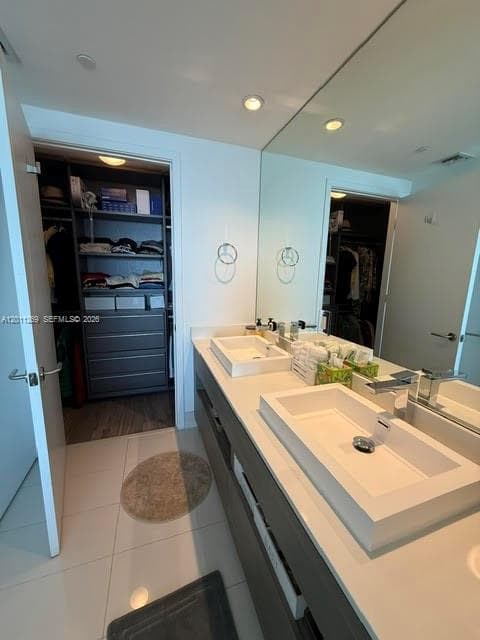 460 NE 28th St # 3408, Miami FL 33137 — 26