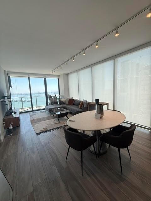 460 NE 28th St # 3408, Miami FL 33137 — 22