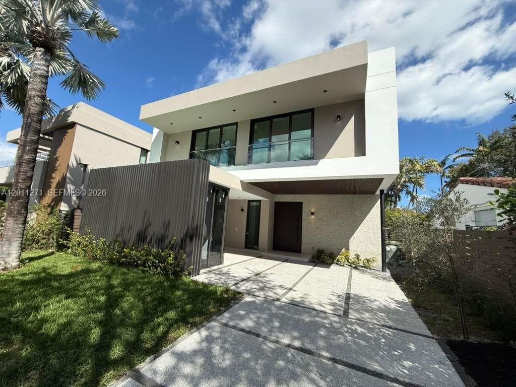125 SW 29th Rd, Miami FL 33129 — 2