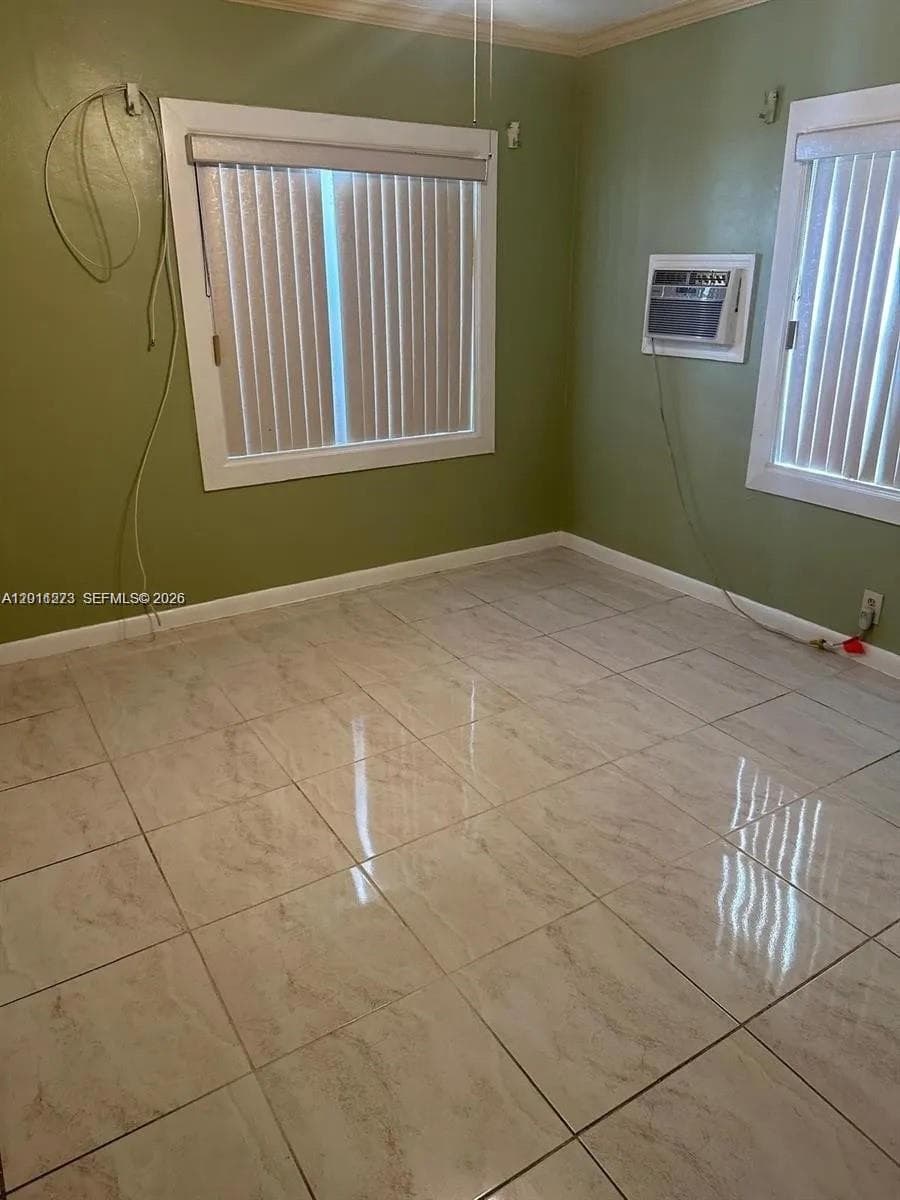 11108 Peachtree Dr # 1, Miami FL 33161 — 13