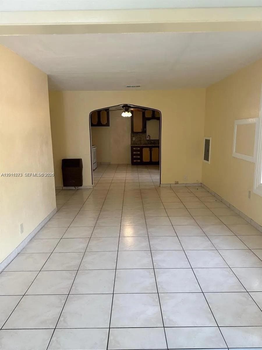 11108 Peachtree Dr # 1, Miami FL 33161 — 3