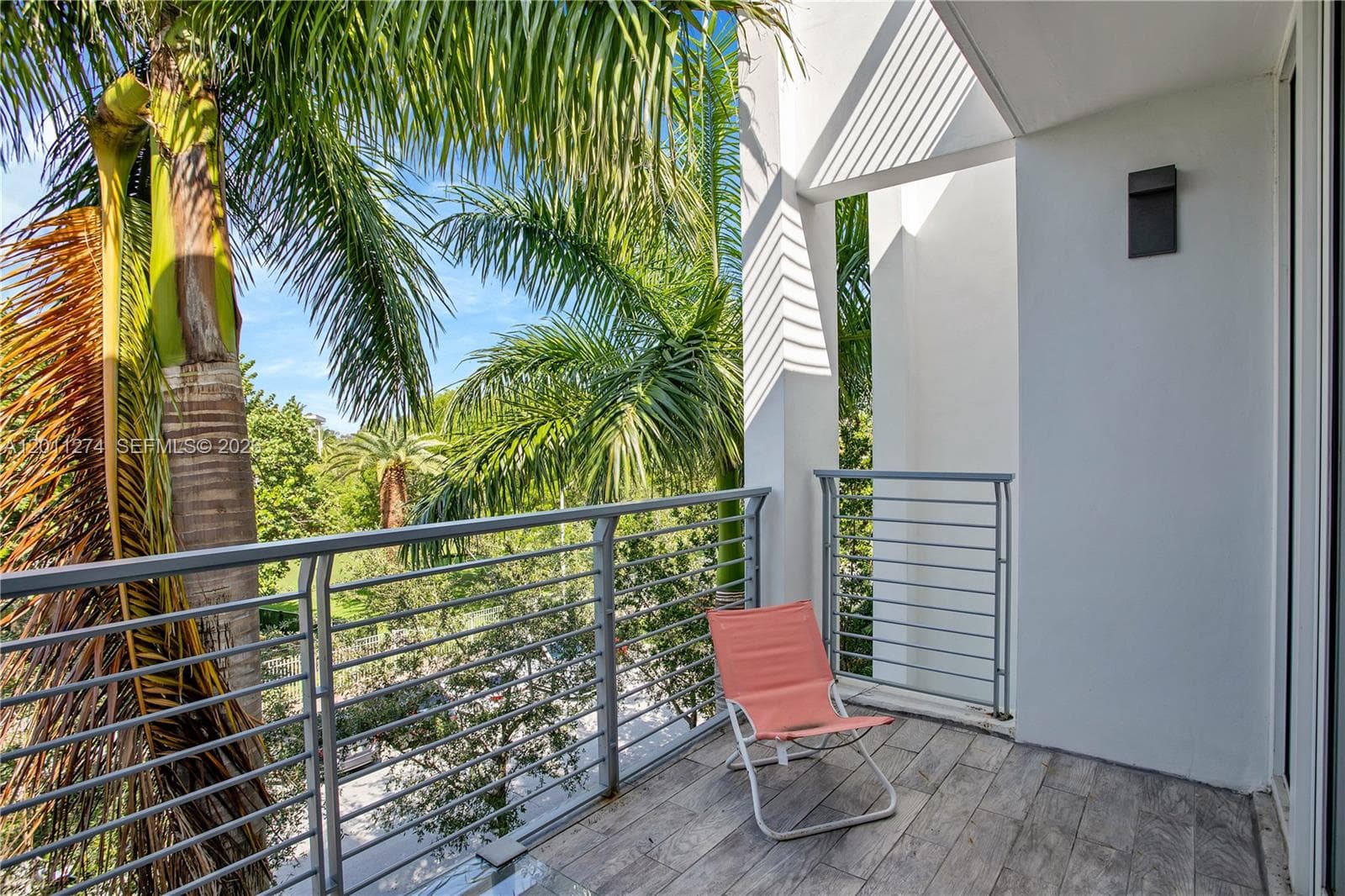 87 N Shore Dr, Miami Beach FL 33141 — 27