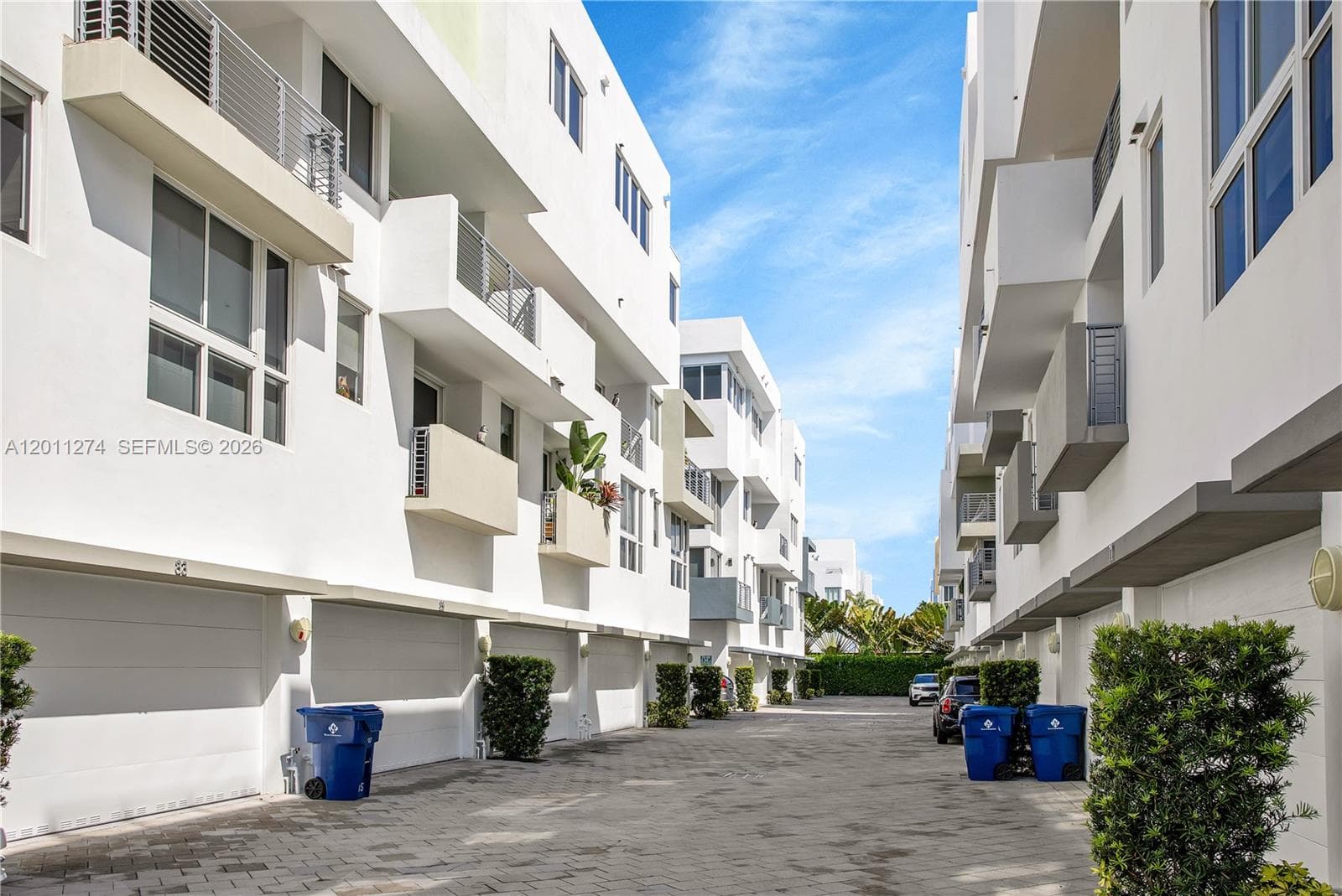 87 N Shore Dr, Miami Beach FL 33141 — 42