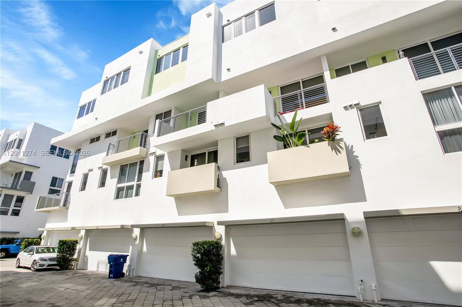 87 N Shore Dr, Miami Beach FL 33141 — 43