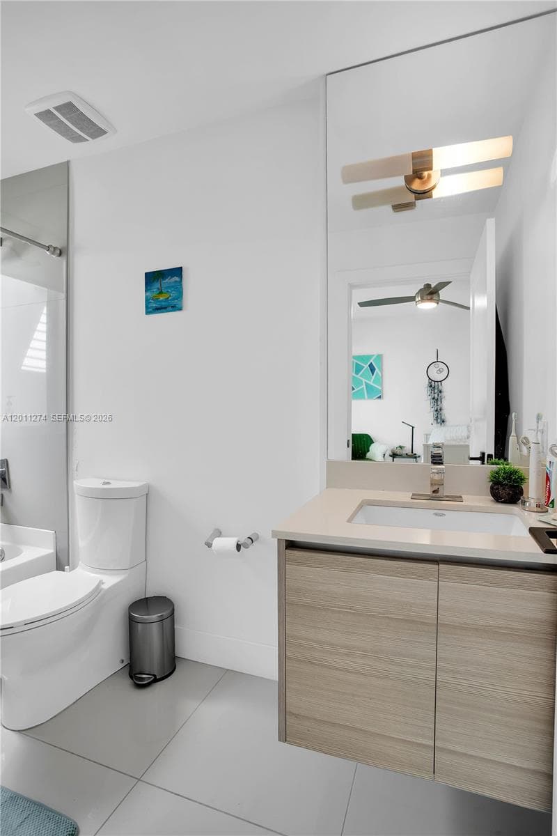 87 N Shore Dr, Miami Beach FL 33141 — 24